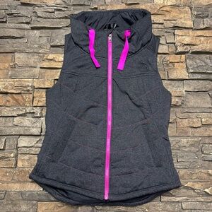 North Face Insulated Puffer Vest Womens Small Gray Lightweight Full Zip Pockets